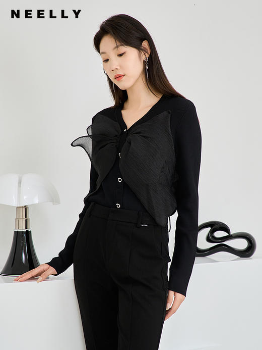 NEELLY纳俪商场同款V领针织衫2023秋 新款黑色蝴蝶结长袖修身上衣N23084A04406 商品图2