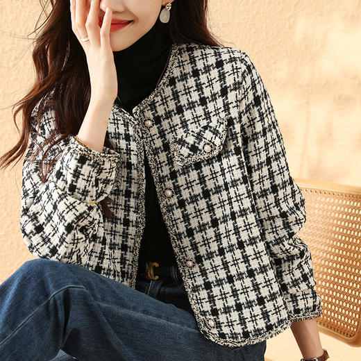 SMZ9454 2023新款秋季小香风高级感别致上衣格子遮肚显瘦时尚短款外套女潮 商品图1