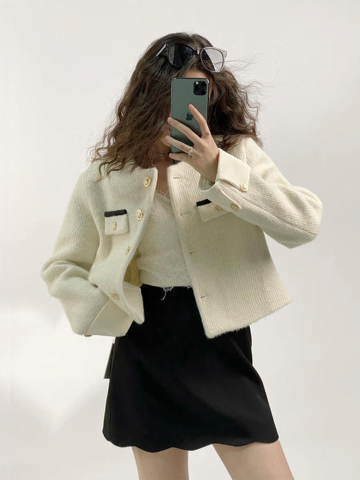 YX【定制17天】气质圆领竖条纹小香风短外套女2023秋季新款韩版百搭休闲上衣 商品图4