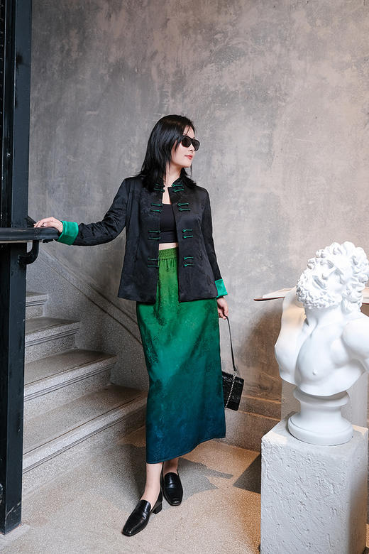 花花团【醉篙端3cm跟高一脚蹬乐福鞋】DA牌工厂定制！chao薄细腻头层胎牛皮鞋面，轻盈舒适透气贴合脚背；里垫牛皮眞皮透气耐磨舒适柔软；鞋楦上脚显秀气显瘦，一年四季百搭时髦优雅舒适显气质深口鞋(现货） 商品图7