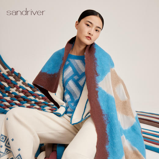 羊绒桑蚕丝提花圆领女套衫SJF94W165A 商品图5