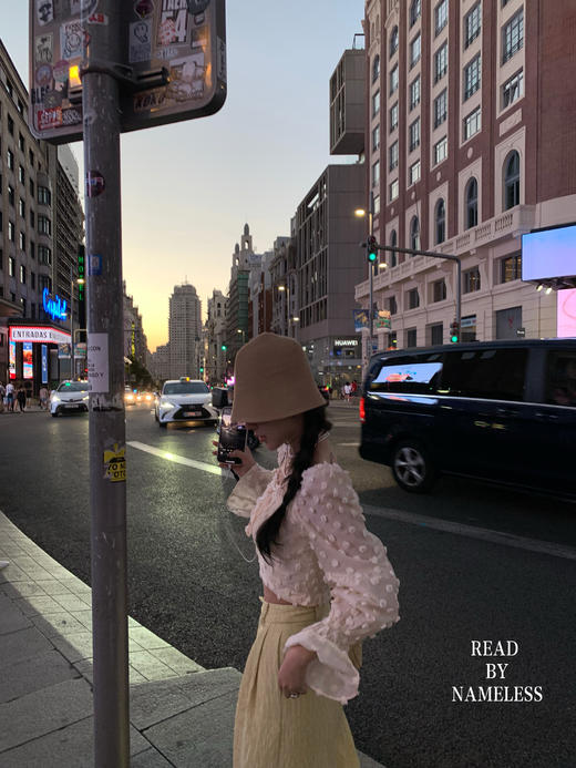 Read Nameless /马德里球球上衣+马德里黄裤子 商品图13