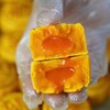 【39.9秒杀会员再送1盒到手2盒】奶黄流心月饼-6个/盒共12个（孙俪代言）热销上市-预售预约 商品缩略图1