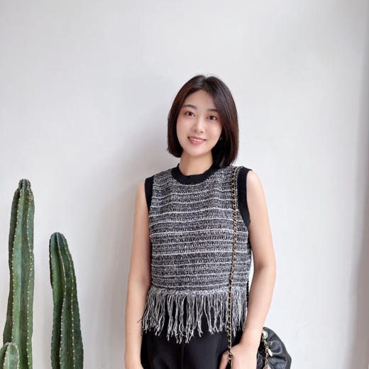 2023早秋新款流苏针织背心上衣女外穿叠穿圆领套头无袖马甲 商品图1