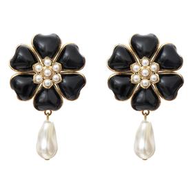 订购6个月到｜Gripoix Paris-Simple Flower-黑色 花朵 巴洛克珍珠 耳环［法国设计师］