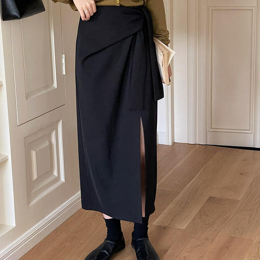 【不规则系带开叉半身裙女】2023秋季新款韩版高腰修身显瘦气质包臀裙，3D立体裁剪 显高显瘦，穿上后气质shi足的让姐妹们大方异彩简洁又不失气质的颜色搭配，将你的时尚气质休闲展现俏皮。 商品图5