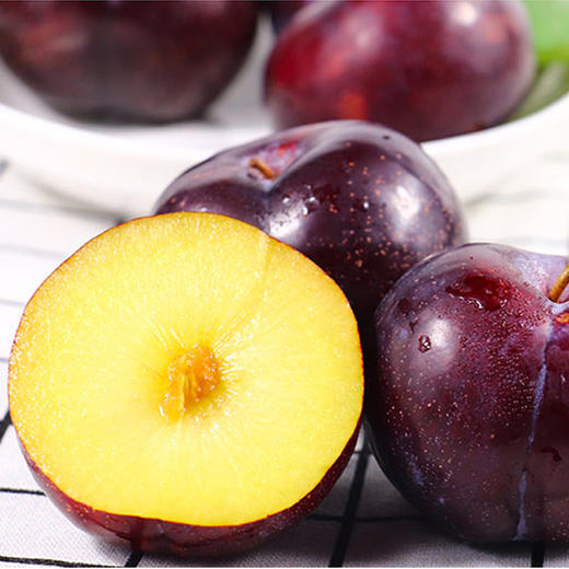 【秒杀】陕西黑布林李子5斤净重  商品图0