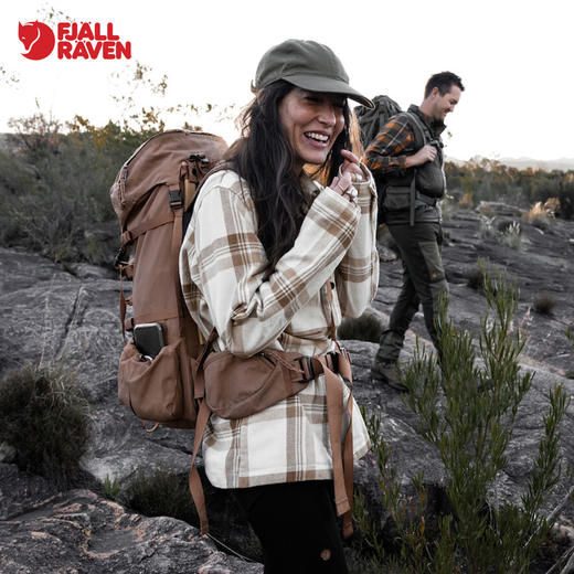 北极狐法兰绒格纹衬衫女士纯棉舒适宽松日常外套 86986 商品图0