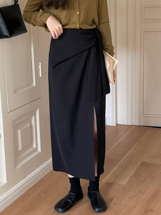 【不规则系带开叉半身裙女】2023秋季新款韩版高腰修身显瘦气质包臀裙，3D立体裁剪 显高显瘦，穿上后气质shi足的让姐妹们大方异彩简洁又不失气质的颜色搭配，将你的时尚气质休闲展现俏皮。 商品图3