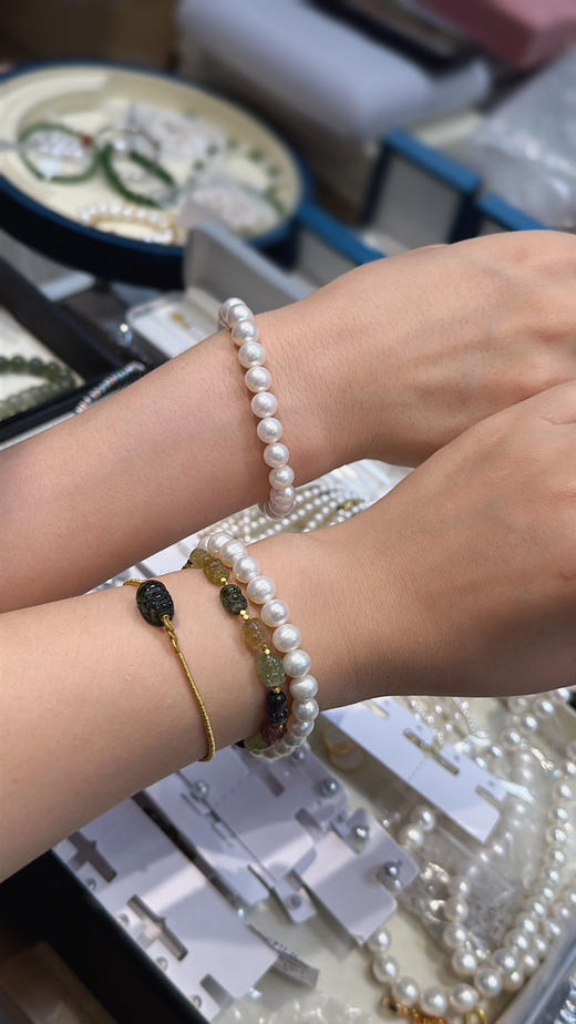 811-9 后无来着 黄金点位8-8.5正圆强光微瑕 珍珠手链 经典 四季皆宜 商品图0