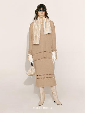 【丝绒蛋卷】短绒压纹环保皮草围巾23ZB08B