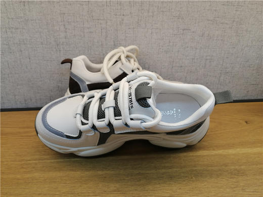 豪行春季新款21178991真皮时尚休闲低跟女鞋单鞋网鞋专柜正品 商品图2