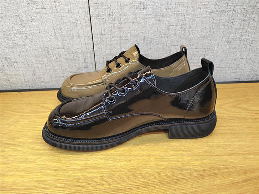 2022豪行春季新款22101502真皮时尚休闲低跟女鞋单鞋皮鞋专柜正品 商品图1