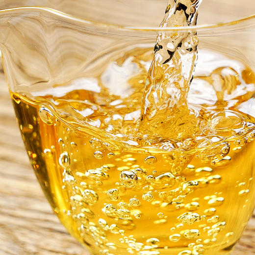 【勇攀高峰】2023年头春头采四大产区蕞高峰单株拼配而制诠释高山云雾出好茶独一无二的品鉴体验 商品图8