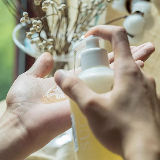 【8.12大牌再降价】FRESH 暖意棕糖香味沐浴露300ML(限2024年8月） 商品图3