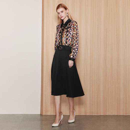 EITIE爱特爱秋季新款气质通勤显瘦百搭伞裙高腰半身裙7106807 商品图3