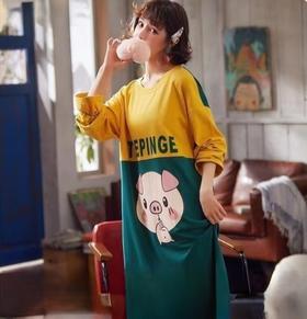 【可爱俏皮❗️轻松愉悦的睡眠体验】新款女士睡衣秋款新品家居服纯棉长袖卡通睡裙休闲睡裙，采用纯棉面料，舒适透气，长袖卡通设计，适合学生和年轻女性穿着。