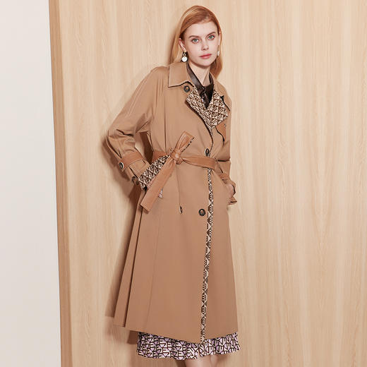 EITIE爱特爱秋季新款宽松廓形双排扣翻领长款显瘦风衣外套女7104808 商品图3