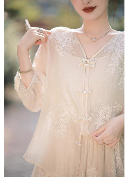 【新国风套装】精细刺绣纹理花型生动立体 商品图3