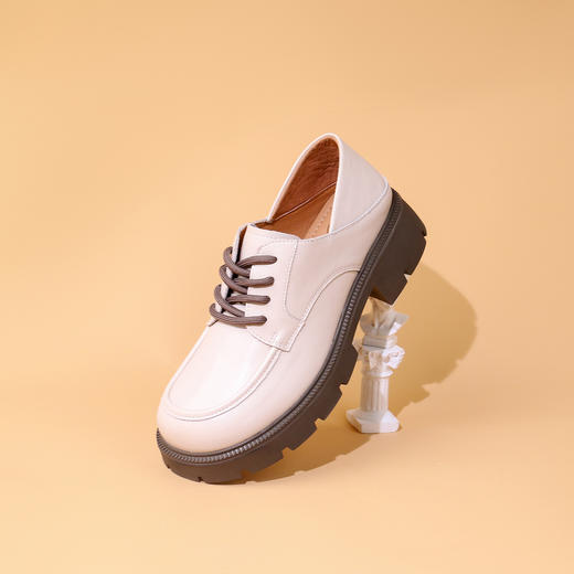 Safiya/索菲娅2023秋季 复古系带圆头深口两穿英伦牛津布洛克粗跟皮鞋SF33112003 商品图7