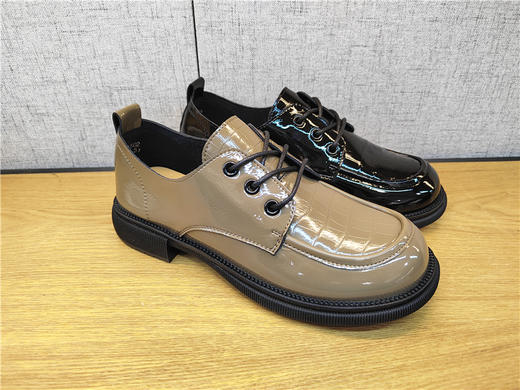 2022豪行春季新款22101502真皮时尚休闲低跟女鞋单鞋皮鞋专柜正品 商品图0