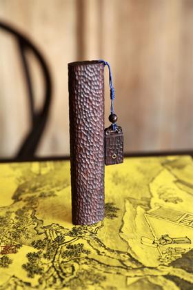 小叶紫檀锤目纹掌中宝