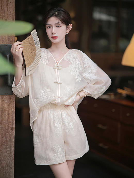 【新国风套装】精细刺绣纹理花型生动立体 商品图4