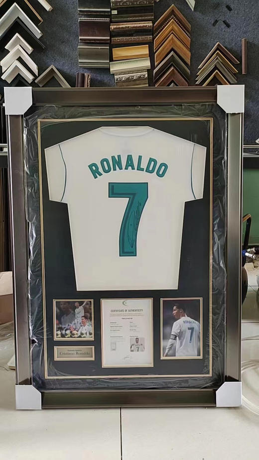 17/18赛季皇马C罗联赛签名球衣 商品图0