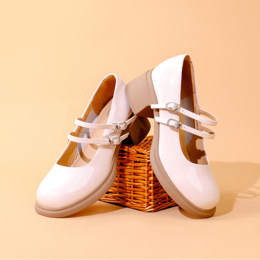 Safiya/索菲娅2023秋季新品法式复古漆皮粗跟圆头玛丽珍小皮鞋浅口单鞋SF33112453 商品图4