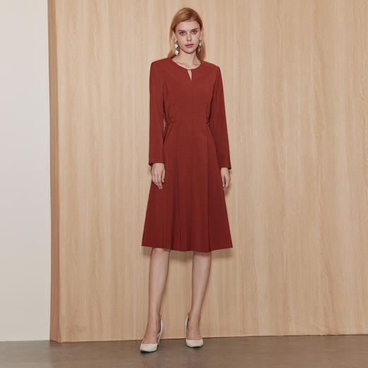 EITIE爱特爱秋季新款优雅收腰显瘦连衣裙7107822 商品图1