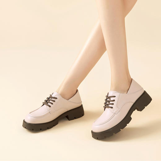 Safiya/索菲娅2023秋季 复古系带圆头深口两穿英伦牛津布洛克粗跟皮鞋SF33112003 商品图5