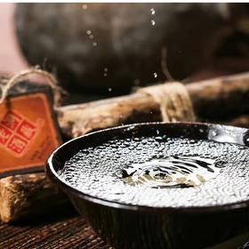 【53度酒瓶装系！洞藏老酒封坛酒】贵州酱香型白酒，香气纯正，口感醇厚，入口顺滑，余味悠长。原浆整箱白酒，品质保证。健康