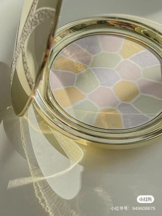 一分钱一分货！蜜粉饼~E大饼，瞬间磨皮控油 商品图2