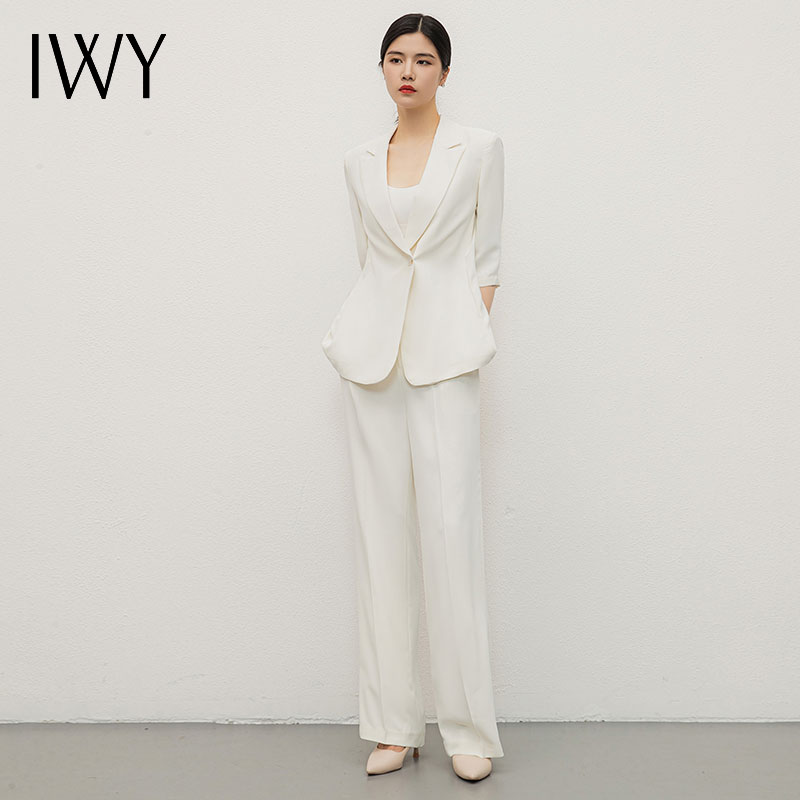 IWY/米白色高级感休闲西装外套女新款时尚名媛气质女神范职业套装C13511+P33511