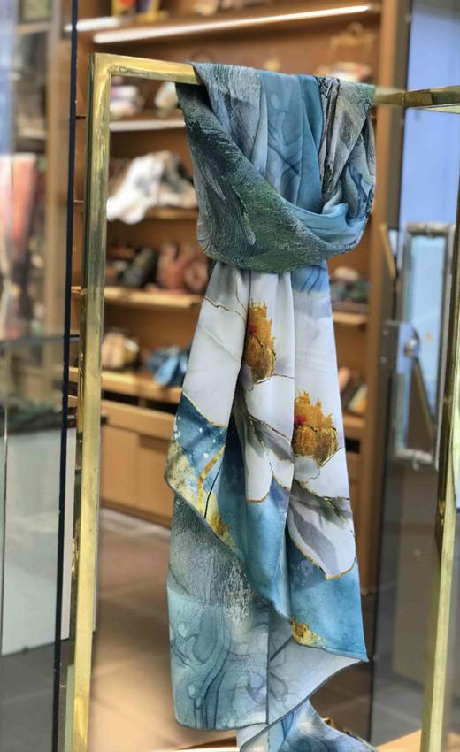 优品堂【曼妙花颜】重磅桑蚕丝长巾披肩两用 商品图3