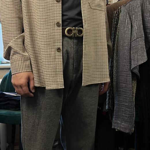 菲拉~格慕皮带！专柜售价不低于￥3500！该皮带可调节，且能根据需要剪裁，达到修身效果~ 商品图2