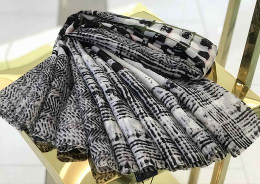 优品堂【预约幸福】精品羊毛长巾 商品图0