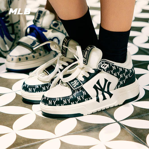 MLB男女情侣休闲板鞋复古老花中帮学长鞋  XAMN 商品图5