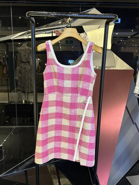 粉格小香风无抽连衣裙