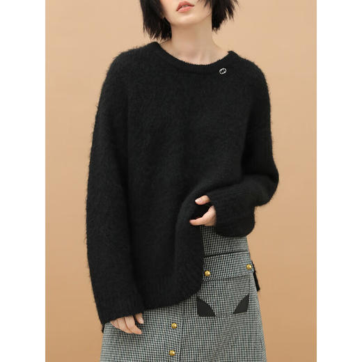 COCOBELLA金属LOGO蓬松软糯毛衣女松弛感亲肤保暖针织衫MZ551-3 商品图1