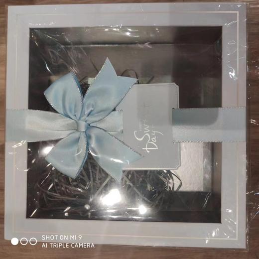 QT-Y92126 蝴蝶结透明盖正方形礼盒 商品图0