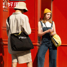  一包四种背法，百搭、颜值高、容量大，买一个等于买四个！！！ 