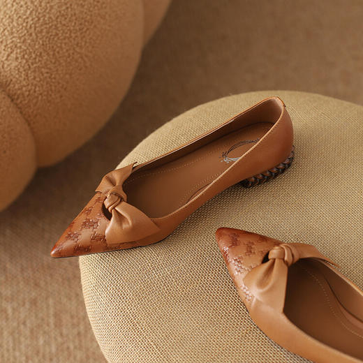 秋季新款，粗跟蝴蝶结尖头平底小皮鞋HYT-7273B 商品图4