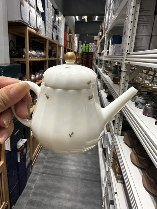 玉瓷洒金壶 商品图0