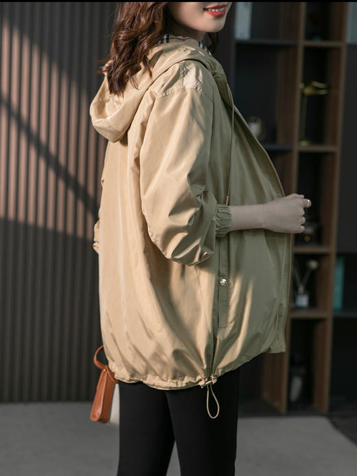 【现货7天】连帽短外套女2023秋装新款韩版宽松休闲夹克时尚百搭抽绳上衣 商品图4