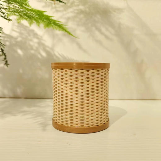 藤编小笔筒/茶筒（损坏） 商品图1