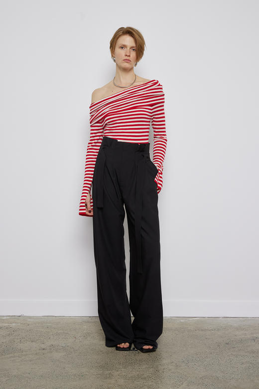 条纹翻领一字肩毛衣 商品图1