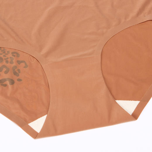 都市丽人时尚系列锦泳零感无痕平角女士内裤新年本命年红品低腰平角裤LK35J4 商品图6