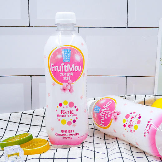 500ml果乐吩含气樱花酸乳味饮料 商品图0