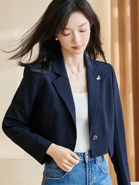 剩M/L/XL/XXL 米思阳2026春季新款通勤OL风纯色西装短截胸针长袖一粒扣外套2715